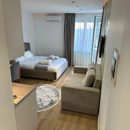 Luxury Center * Tirana