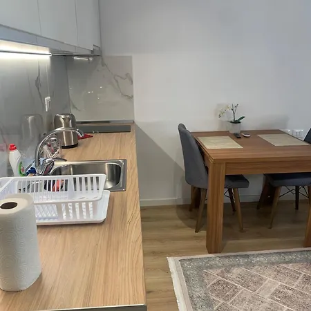 Luxury Center Τίρανα