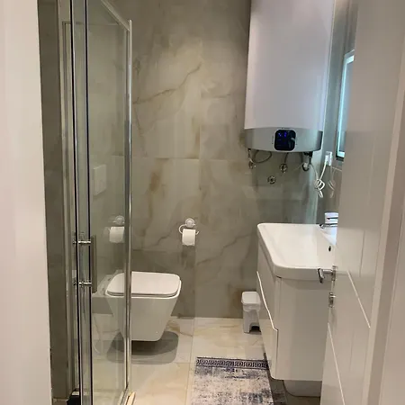 Luxury Center Apartment