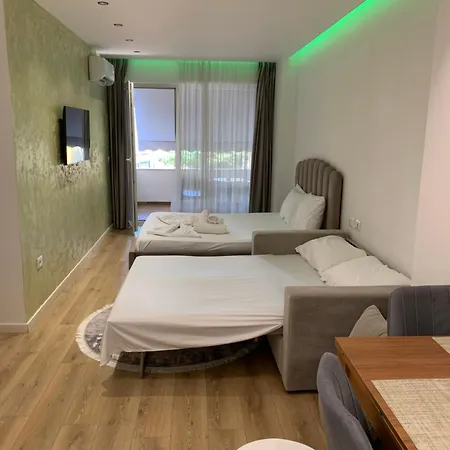 Luxury Center * Tiran