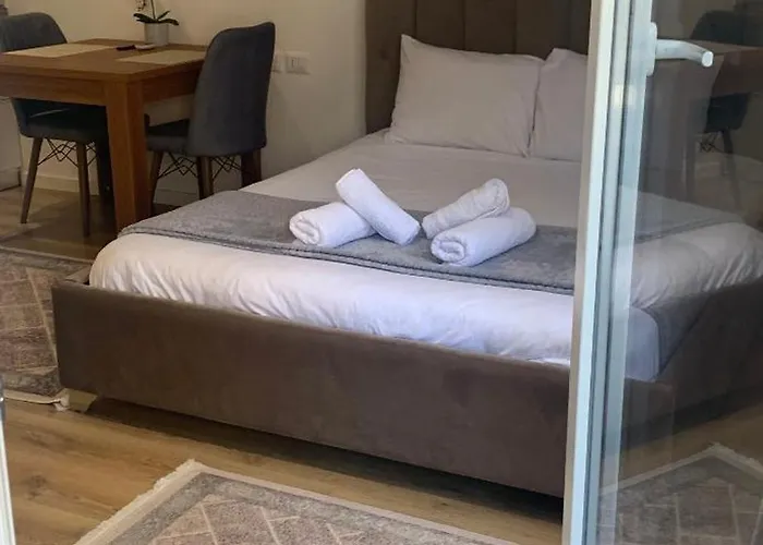 Luxury Center Apartment *